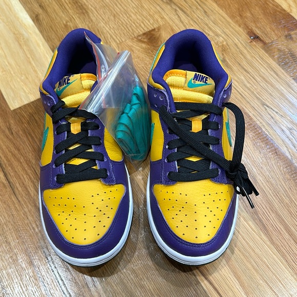 Lisa Leslie women’s dunks low “Sparks” - Picture 1 of 2